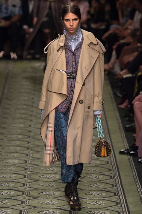 when is the burberry sale 2016|Burberry dresses fall 2016.